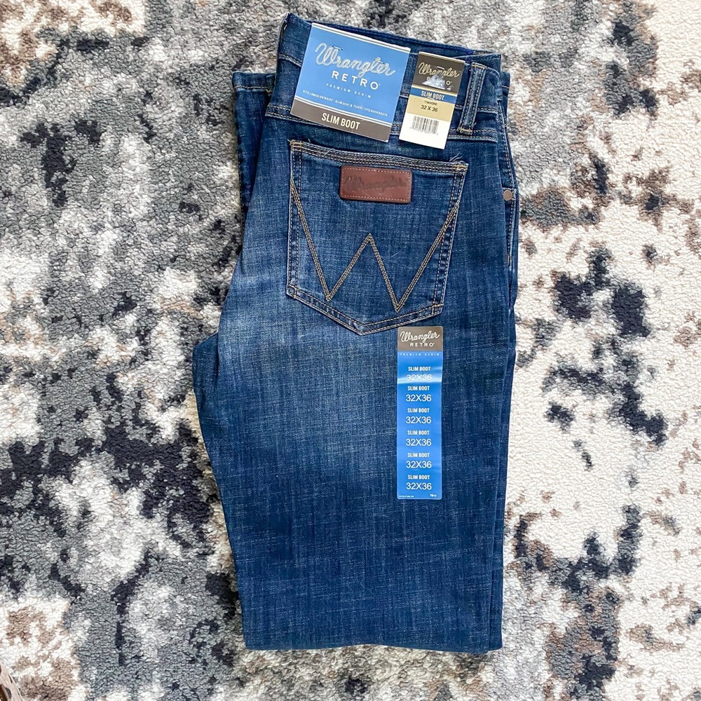 Wrangler Men’s 32x36 Retro Dark Wash Slim  Boot Cut Jeans